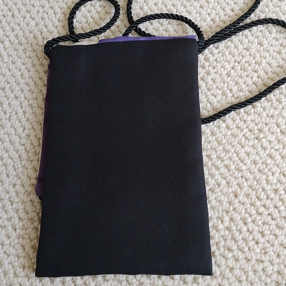 Purse - Picture 2 of 2
